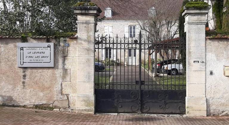 La Levriere d Arc les Gray Chambre D hotes