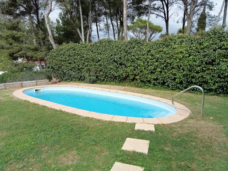 Fully equipped wonderful house with garden, private pool & barbeque | Dogs allowed — photo 4