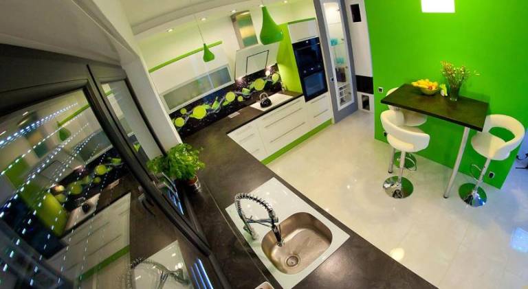 Wonderful villa with pool, yard & hot tub | Suitable for remote work | Pet-friendly — photo 3