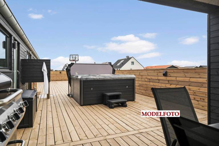Fully equipped vacation home with sauna, patio & barbeque | Pets are welcome — photo 4