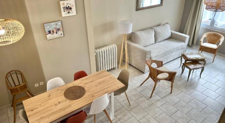 House with 2 rooms for 6 persons — photo 3