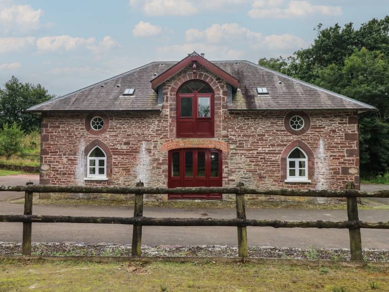 Meadow Cottage in Carmarthen