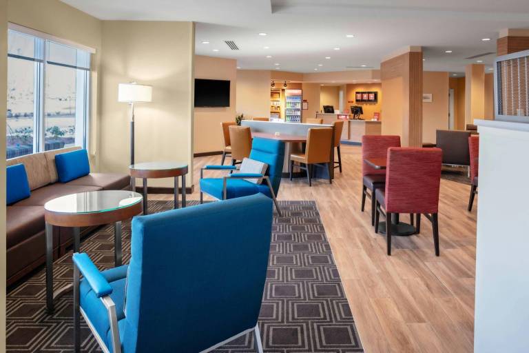 TownePlace Suites by Marriott Gainesville — photo 2