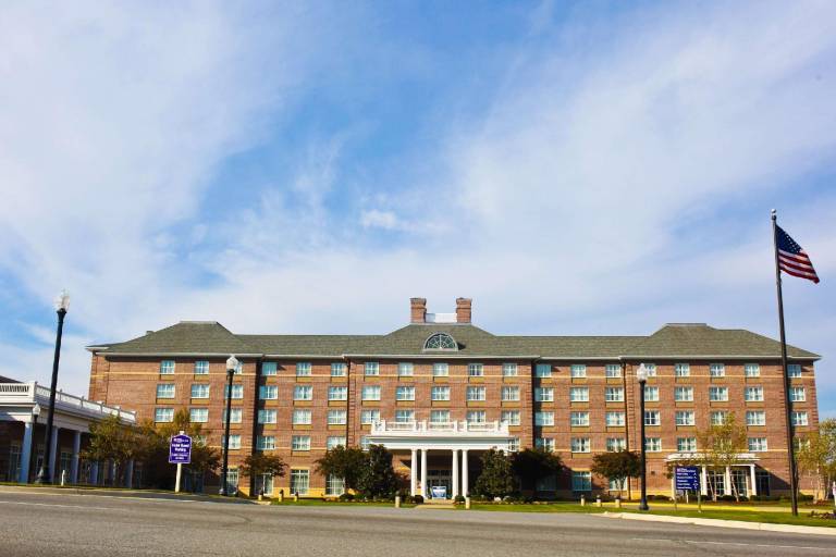 Hilton Garden Inn Suffolk Riverfront in Suffolk, VA