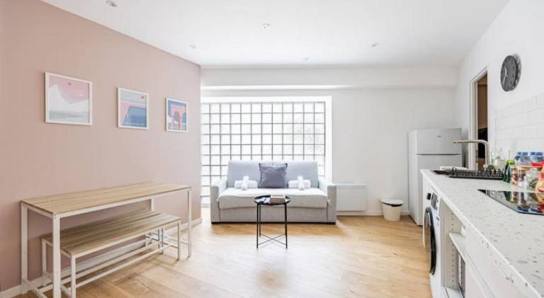 Apartment with 2 rooms for 6 persons — photo 2