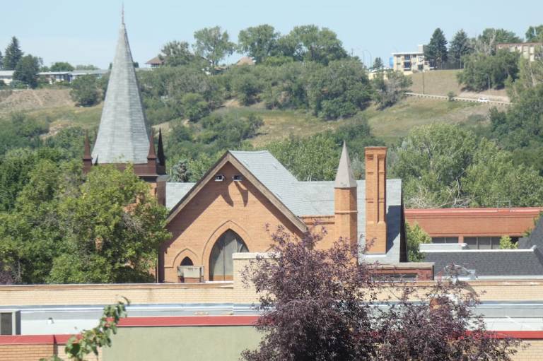 The Medicine Hat Villa