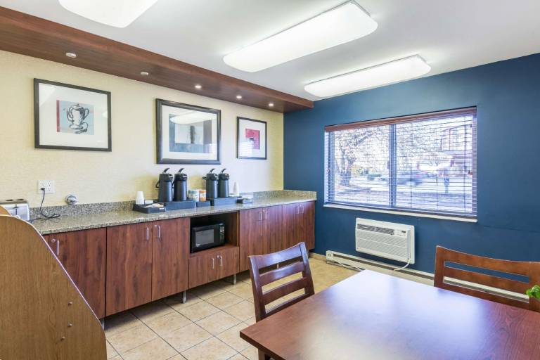 Motel 6 Eau Claire, WI — photo 3