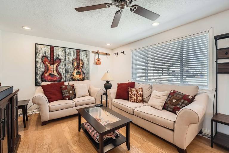 House Lakewood