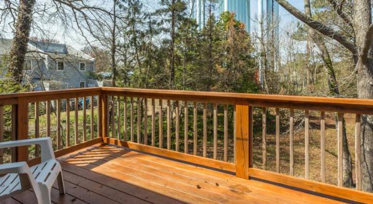 Vacation home | Beach nearby | Pets allowed — photo 3