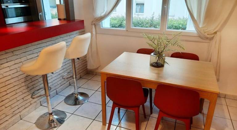 Rental apartment with 2 rooms for 6 persons — photo 2