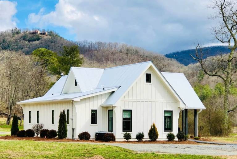 Farmhouse  Dillard