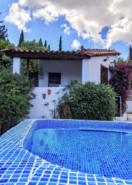 Cottage Laganas