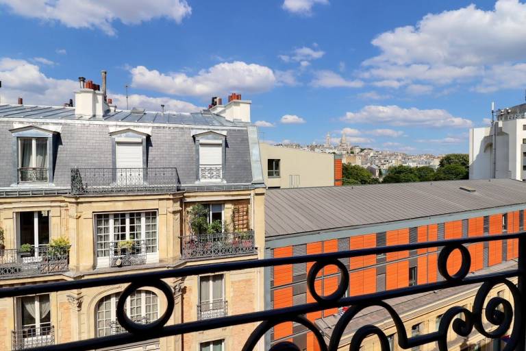 Rental apartment | Close to Moulin Rouge — photo 3