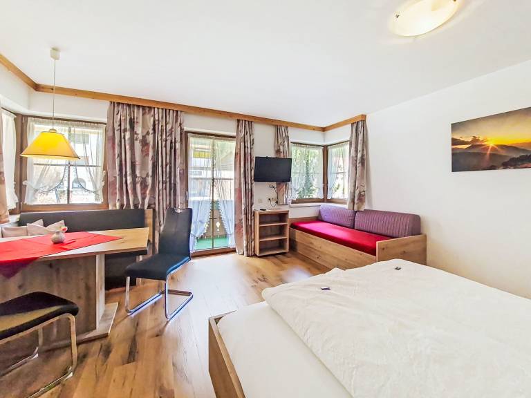 Fully equipped pleasant holiday apartment with terrace, sauna & yard | Mountain view | Pets are welcome — photo 5