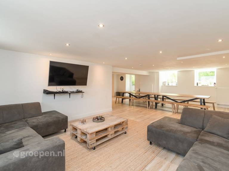 Nice vacation home with garden, barbeque & patio | Dogs allowed — photo 2