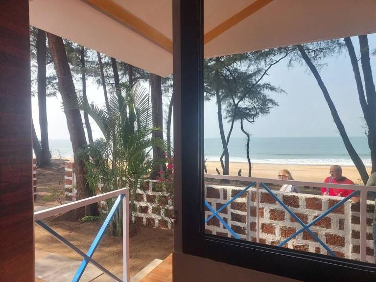 Vacation home | Beach nearby | Pet-friendly — photo 4