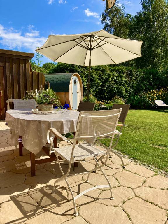Vacation home with garden, terrace & sauna — photo 4