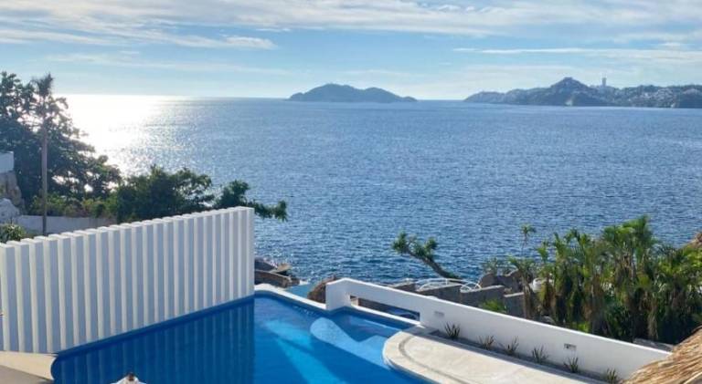 644 m&sup2; Villa