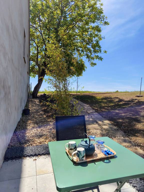 Studio "Private Room, En-Suite Bathroom" with Private Terrace, Wi-Fi and Air Conditioning — photo 2
