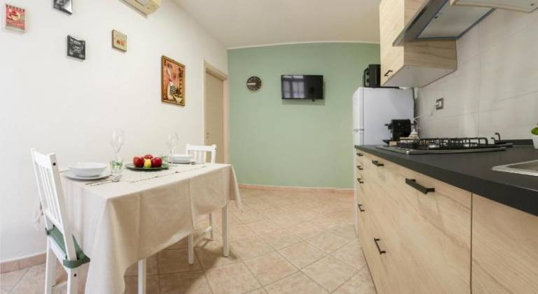 Holiday apartment with 2 rooms for 4 persons — photo 5
