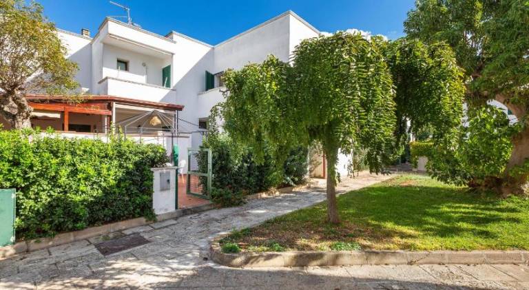 Rental apartment with garden & barbeque — photo 3
