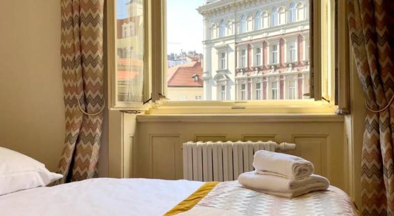 Apartment | Next to Prague astronomical clock in Prague