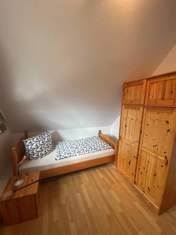 Apartment with garden — photo 5