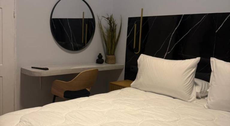 Byzantium Suite in the centre of Hermoupolis in Syros