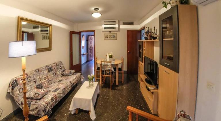 Rental apartment with garden, private pool & terrace | Close to the beach | Pets allowed — photo 2