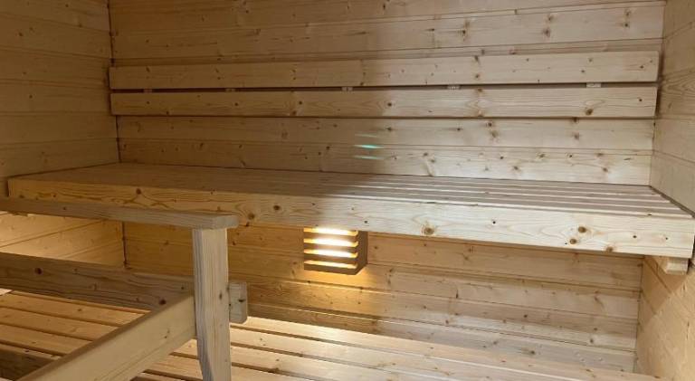 Snowflake Suites VIII with private sauna — photo 4