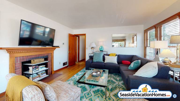 Child-friendly vacation home with hot tub & garden | City view | Beach nearby | Pet-friendly — photo 5