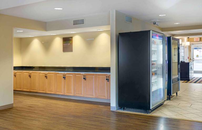 Extended Stay America Suites - Boston - Waltham - 32 4th Ave. — photo 2