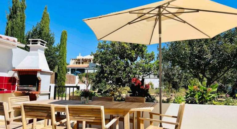 Villa with 5 rooms for 10 persons — photo 3