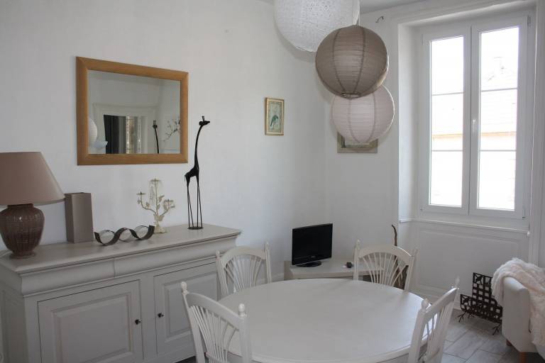 House  Esmoulières