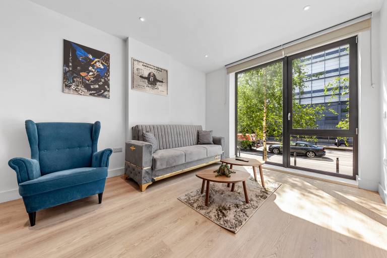 Wharf of Wall Suite 1BDR Modern