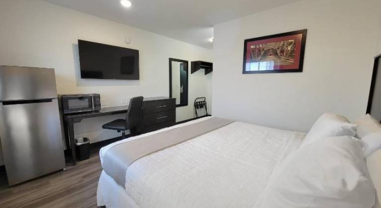 The Suite Inn Minot — photo 3