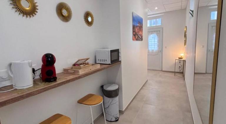 Apartment with 1 room for 4 persons — photo 4