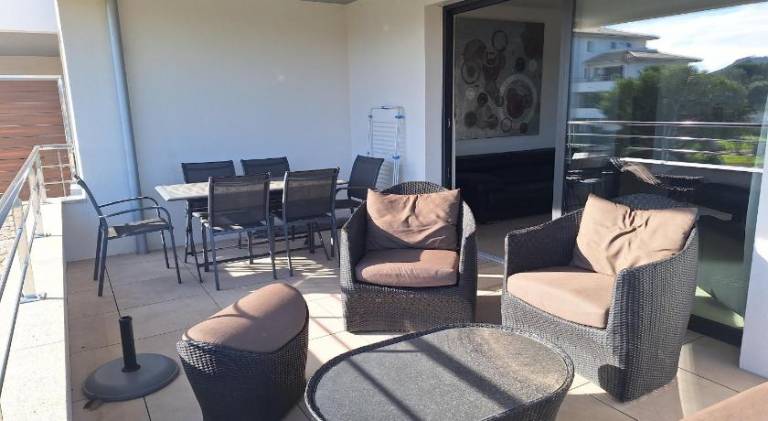 Fully equipped lovely holiday apartment with pool & patio | Pets are welcome — photo 5
