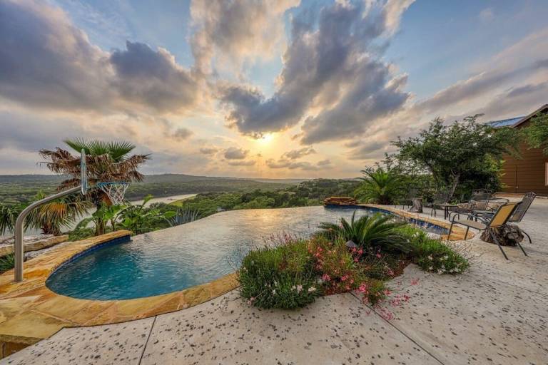 House Marble Falls