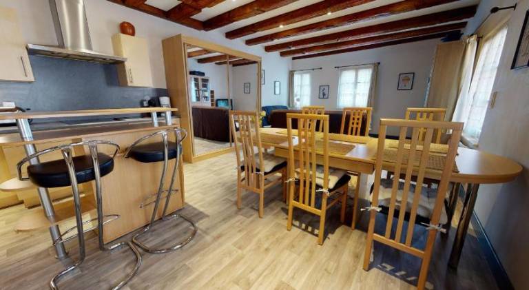 Rental apartment with 2 rooms for 6 persons — photo 3
