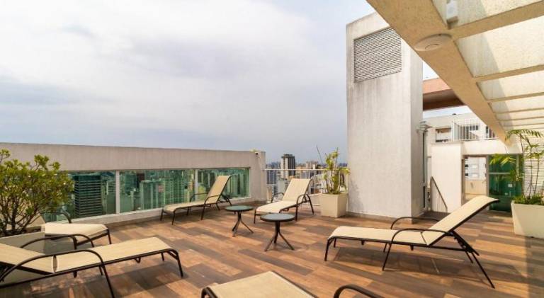 Rental apartment with pool & patio — photo 5