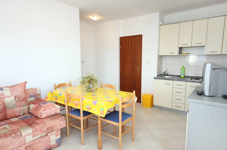 One bedroom apartment with terrace and sea view Mastrinka (Čiovo) (A-4836-c) — photo 3
