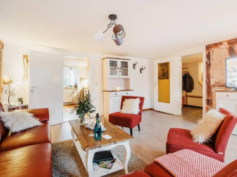 Fully equipped house with BBQ, patio & garden | Dogs allowed — photo 3