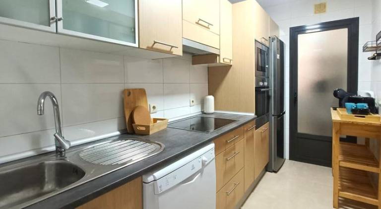 Apartment with pool — photo 4