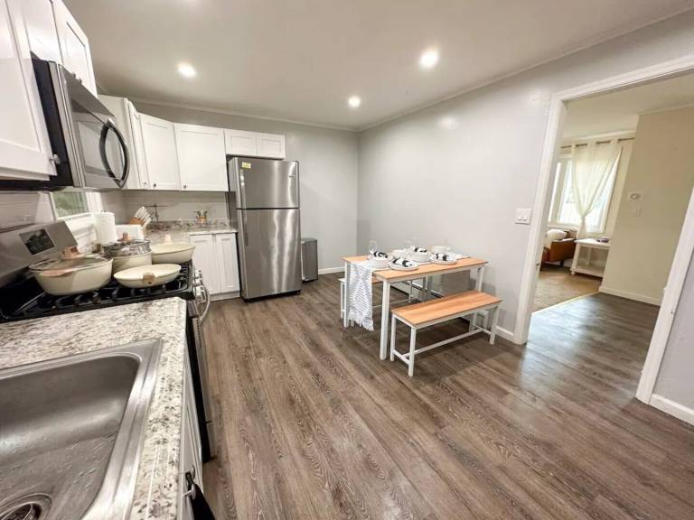 Vacation home with terrace — photo 2