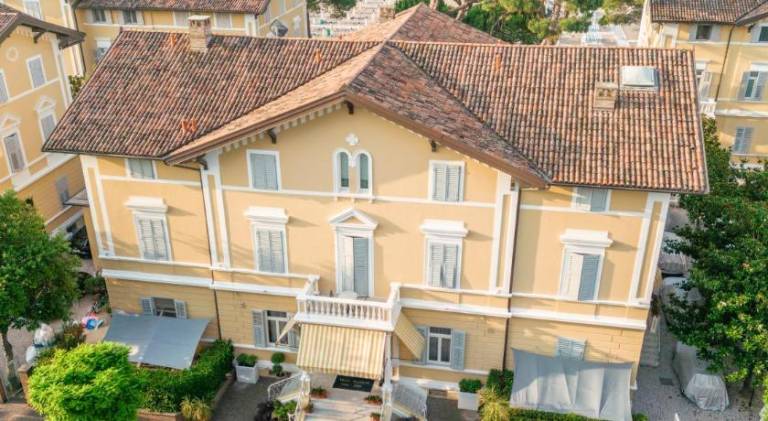 Serviced apartment with terrace & garden | Next to the beach | Good for workation | Pets are welcome in Grado