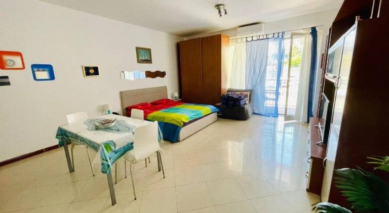 Holiday apartment with 1 room for 4 persons — photo 2