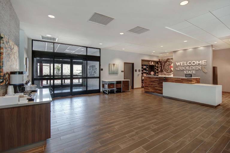Hampton Inn & Suites Sunnyvale Silicon Valley — photo 4