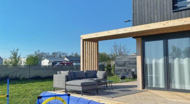 Vacation home with hot tub — photo 3