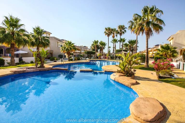 Apartment Los Montesinos